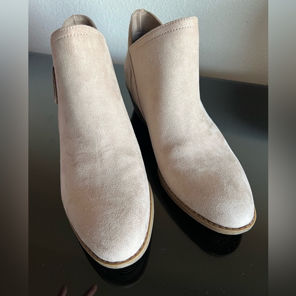 Arizona Jean Co. Coachella Booties - Stone - Size 11 - Picture 4 of 7